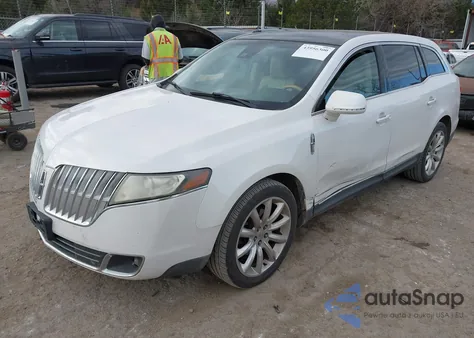 2010 Lincoln Mkt z USA, uszkodzony, nr VIN 2LMHJ5FR2ABJ13211